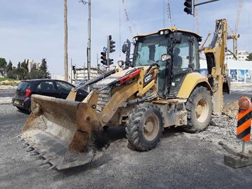 מחפרון משומש 432F2 עם 4550 שעות מנוע