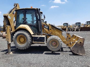 מחפרון משומש 432F2 עם 5,791 שעות מנוע