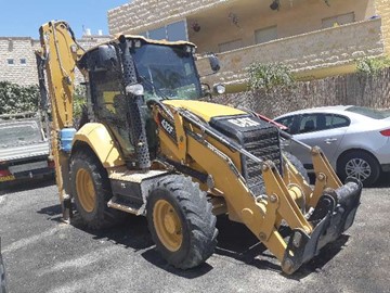 מחפרון משומש 432F2 עם 2405 שעות מנוע