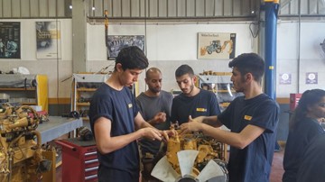 טרקטורים וציוד מציגה: מרכז ההדרכה וההכשרה היחיד מסוגו בישראל!